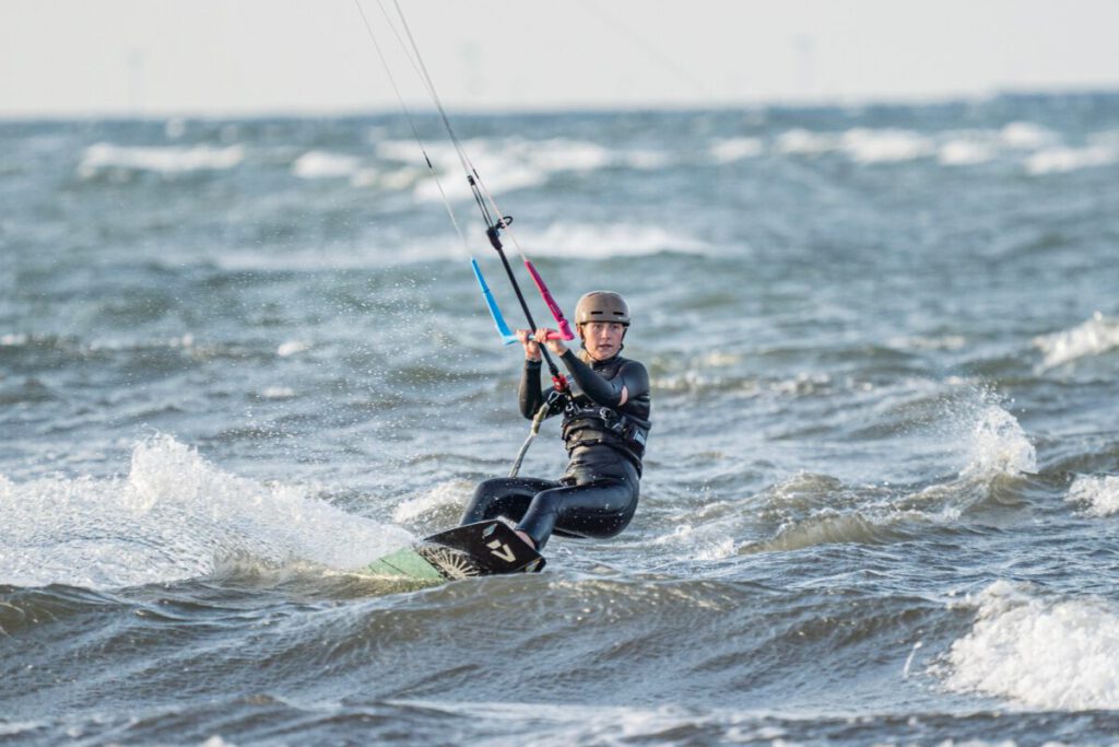 Kitesurferin auf Fehmarn